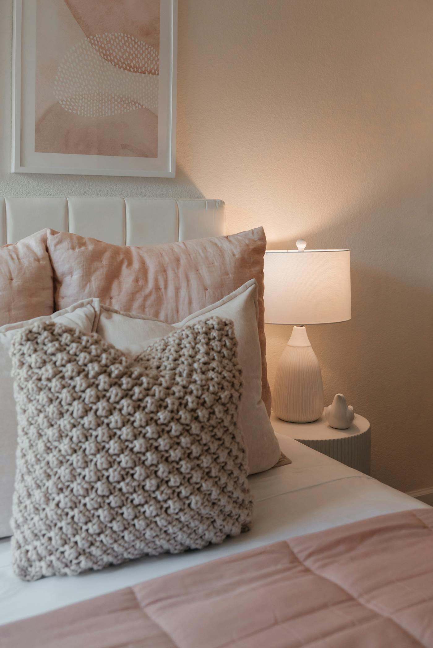 7 Cozy Bedroom Lighting Ideas Without an Overhead Light